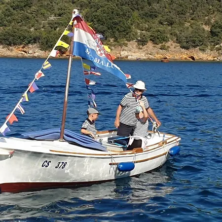 Sobe Mamalu 3*