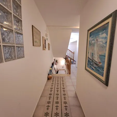 Sobe Mamalu Bed & Breakfast
