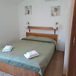 Sobe Mamalu Frühstückspension Valun