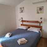 Sobe Mamalu 3* Valun