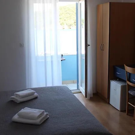 Sobe Mamalu Frühstückspension