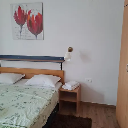 Sobe Mamalu Frühstückspension 3*