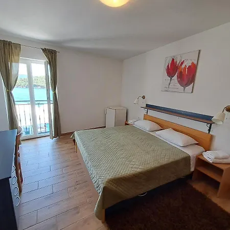 Sobe Mamalu Bed and Breakfast