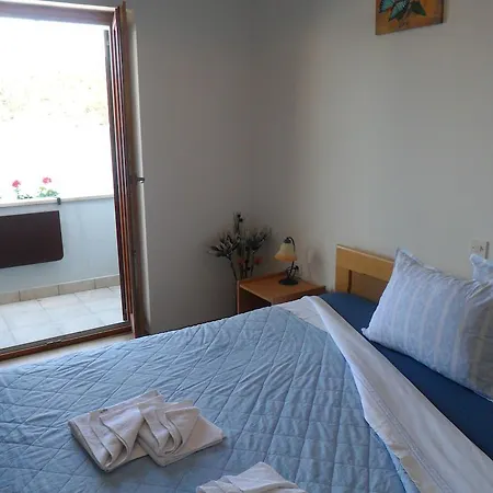 Bed and Breakfast Sobe Mamalu 3*