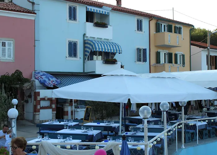 Sobe Mamalu B&B 발룬