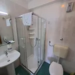 Sobe Mamalu 3* Valun